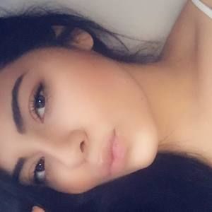 Meet your Posher, Nadia